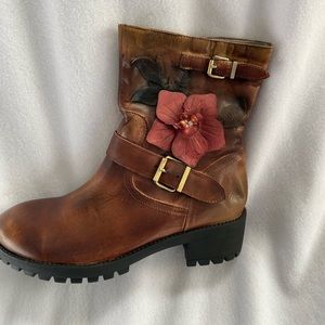 Socofy Floral Leather side zip boots NIB size 9/41